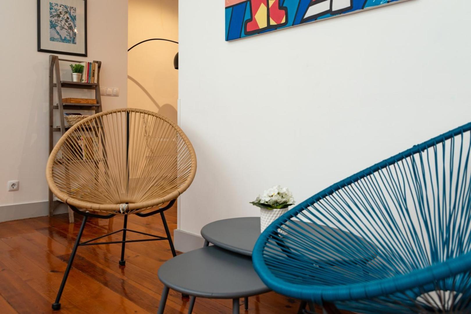 Old Style Fully Renewed And Spacious 3-bed Apartment