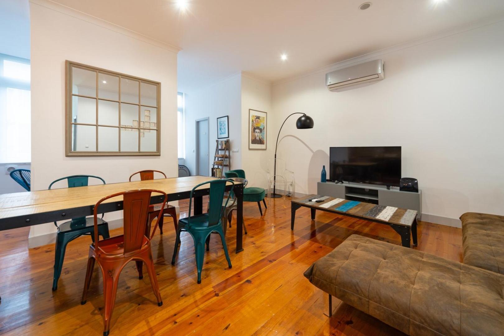 Old Style Fully Renewed And Spacious 3-bed *