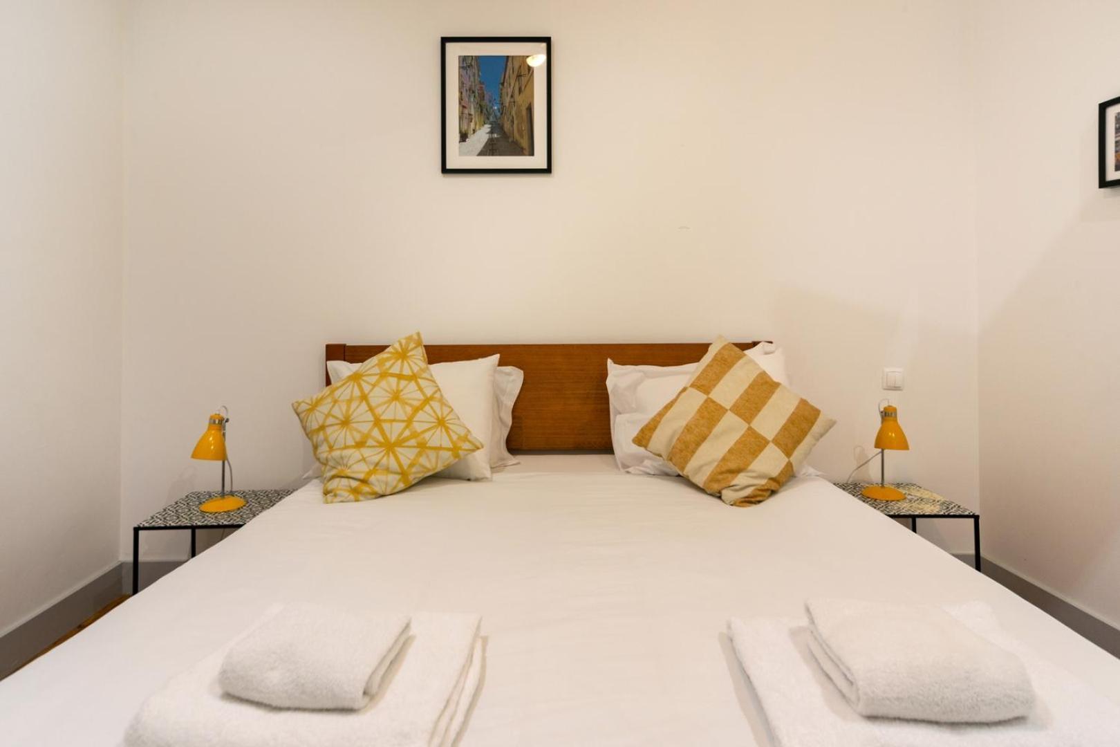 Old Style Fully Renewed And Spacious 3-bed Lissabon
