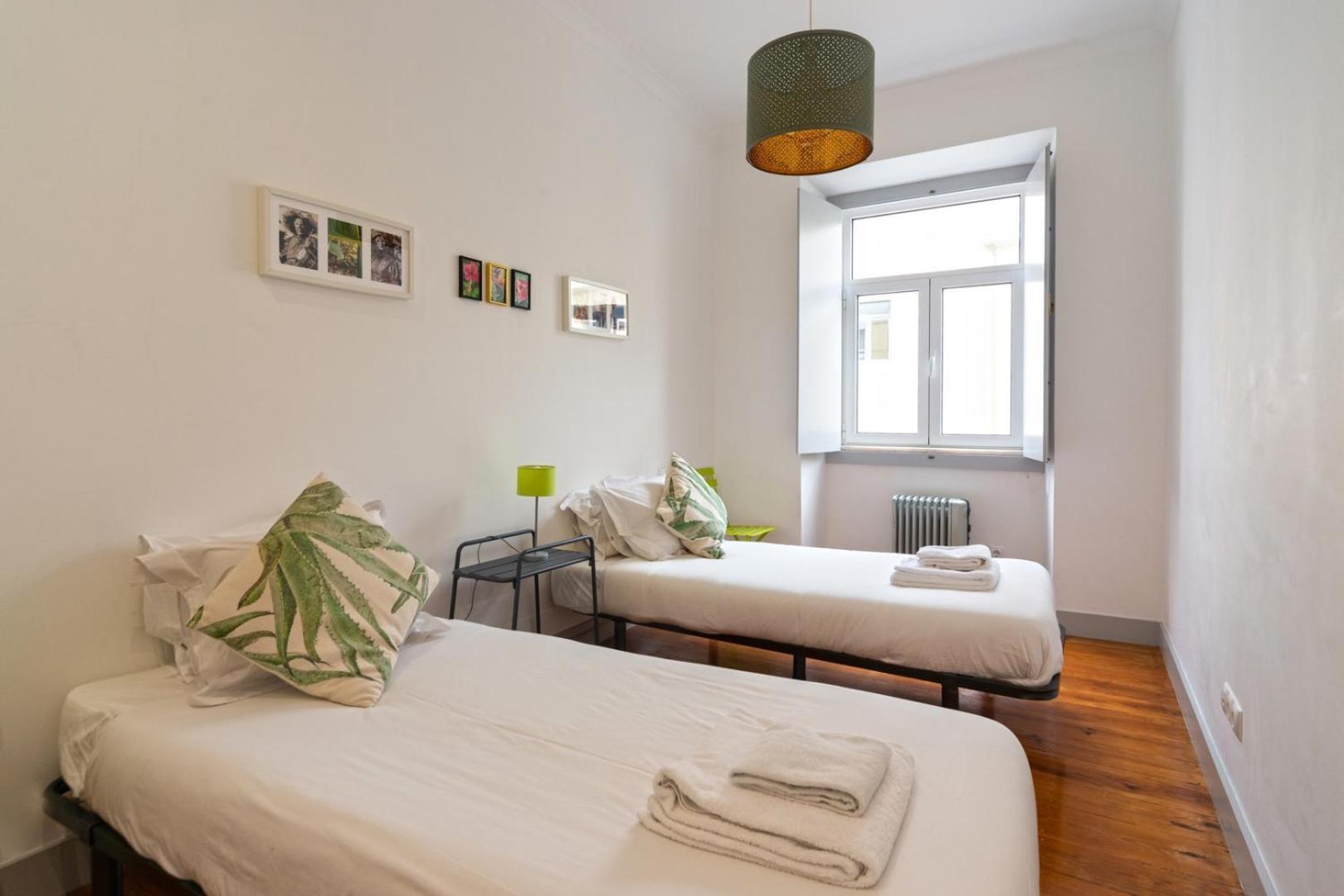 Apartment Old Style Fully Renewed And Spacious 3-bed *
