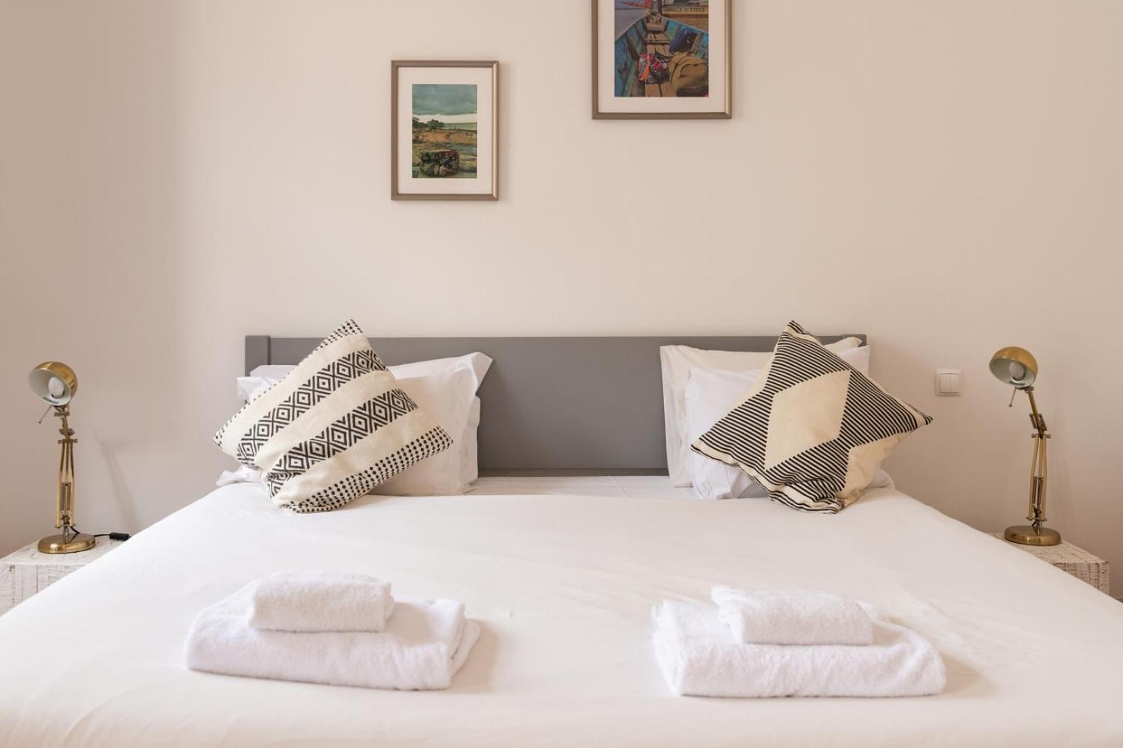 Apartment Old Style Fully Renewed And Spacious 3-bed Lissabon